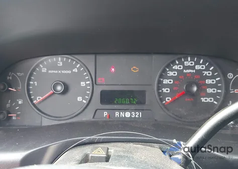 2005 Ford F-250 Lariat/Xl/Xlt z USA, uszkodzony, nr VIN 1FTSW21545EC73921